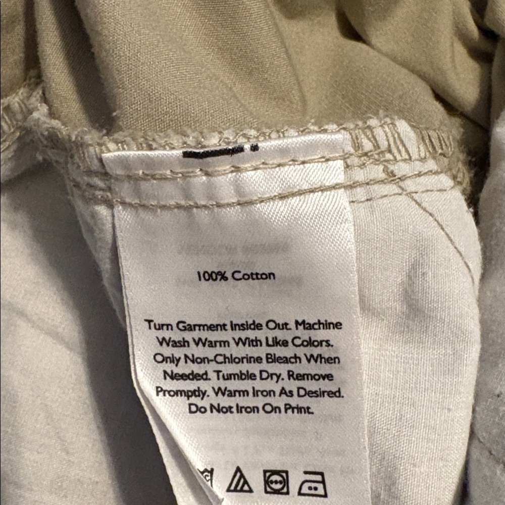 Eddie Bauer Men's Khaki Flat Front Shorts - Picture 7 of 10
